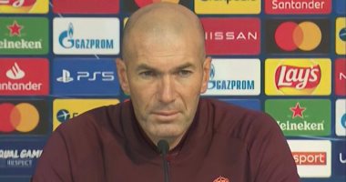 زيدان يؤكد ضرورة حسم تجديد راموس مع ريال مدريد وينتقد ضغط المباريات