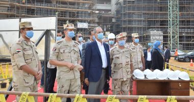 وزير الاتصالات يتفقد مدينة المعرفة بالعاصمة الإدارية الجديدة