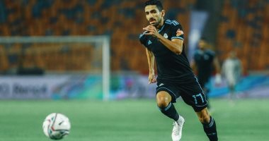 محمد فاروق ينتظر العودة لقائمة بيراميدز أمام المقاولون بعد قرار العفو