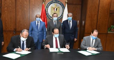 بروتوكول بين التنمية المحلية والبترول والتموين لتوصيل الغاز الطبيعى للمخابز البلدية.. صور
