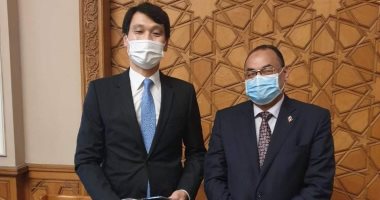 رئيس جامعة بنى سويف يلتقى السفير الكورى الجنوبى لبحث التعاون المشترك
