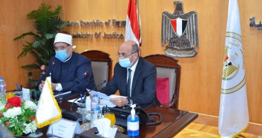 عمر مروان يفض اشتباك وزير الأوقاف ومسئولى الإصلاح الزراعى بسبب أراضٍ مستردة