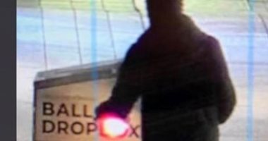 الشرطة الأمريكية تضبط رجلا أشعل النار فى صندوق اقتراع بمدينة بوسطن