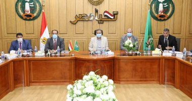 محافظ المنوفية يعلن دعمه الكامل للاستثمار والمستثمرين لدفع عجلة الإنتاج