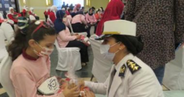 صور..الداخلية تشارك باحتفالات اليوم العالمي للمكفوفين والعصا البيضاء