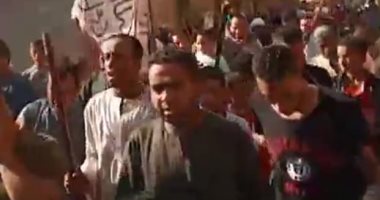أهالى قرى البعيرات ونجع خميس والكرنك يحتفلون بالمولد النبوى بزفة وأغانى وأناشيد بالأقصر