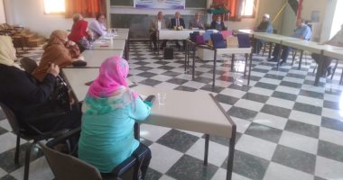محافظ أسيوط يكلف السكرتير العام بتذليل عقبات الخطة السكانية للجهات المعنية