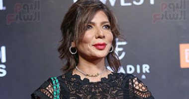 أصالة ورامى عياش والصاوى ومنة شلبى على السجادة الحمراء فى ختام الجونة