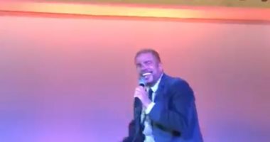 شاهد.. عمرو دياب يتألق فى أجواء ختام مهرجان الجونة السينمائى