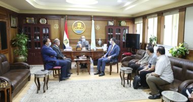 محافظ كفر الشيخ يتابع اللمسات النهائية للمراكز التكنولوجية الجديدة