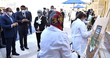 رئيس الهيئة الهندسية يكشف تفاصيل مشروعات تنمية سيناء أمام الرئيس السيسى