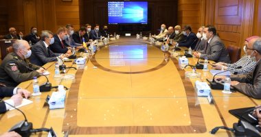 بحث سبل تعزيز التعاون المشترك بين الإنتاج الحربى والشركات الأوكرانية