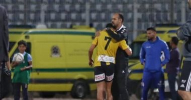 طاهر محمد طاهر يودع المقاولون بعبارات مؤثرة "شرف ليا ارتداء الشارة"