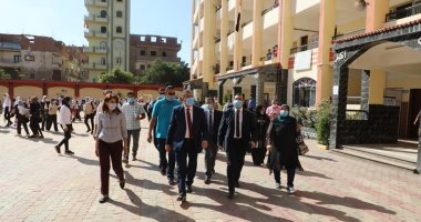 محافظ المنوفية: مدارس تجريبية جديدة بالشهداء وأشمون وتقديم الملفات حتى الأربعاء