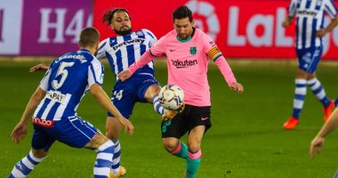 برشلونة يواصل نتائجه المخيبة فى الدوري الإسباني بالتعادل مع ألافيس.. فيديو