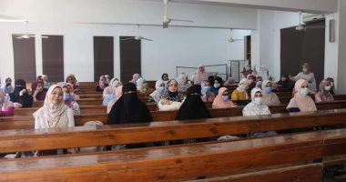 طب الأسنان بنات جامعة الأزهر تنظم حفل استقبال الطالبات المستجدات.. صور