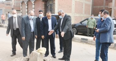 محافظ الشرقية يوجه بتنفيذ حملات موسعة للنظافة ورفع الإشغالات والحواجز الحديدية بالزقازيق