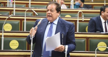 أبو العينين: الرئيس السيسي يقود ثورة غير مسبوقة لتطوير التعليم وزيادة مرتبات المعلمين هدية الرئيس لمعلمي مصر ويطالب بتعديل أساسي المرتبات الذي توقف عند 2014 وتحسين أوضاع معلمي المدارس الخاصة وحماية حقوقهم