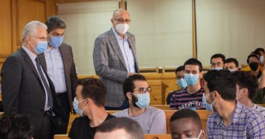 رئيس جامعة طنطا: جولات بالكليات لمتابعة الالتزام بالإجراءات الاحترازية.. صور