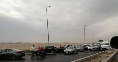 إصابة شابين بكسور وجروح فى حادث مرورى بالطريق الدائرى بالبدرشين