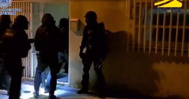 اعتقال إمام ممول من إحدى فصائل حماس بتهمة تجنيد إرهابيين