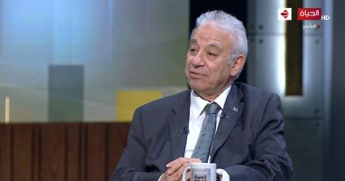 عضو اللجنة العليا للفيروسات يحذر من استخدام الخلطات أو الوصفات لعلاج كورونا