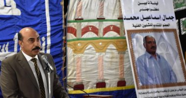 شاهد إصلاح التلفيات بطريق الغردقة غارب لإعادة افتتاحه..صور