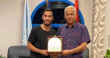 ناصر ماهر يودع سموحة قبل العودة إلى الأهلى