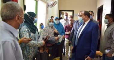جامعة بنى سويف تحيل 5 عمال بالمركز الطبى للتحقيق لعدم ارتداء الكمامة.. صور