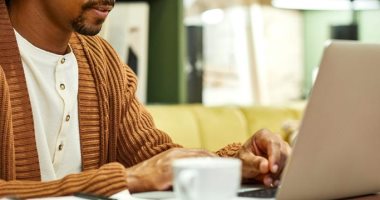 طريقة إضافة OneDrive إلى مستكشف الملفات بجهاز ويندوز 10