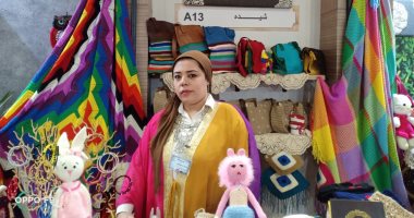 "شريهان" من دمياط تحدت البطالة ونجحت فى تشغيل الفتيات بالأعمال اليدوية (صور)
