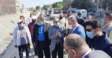 محافظ سوهاج يتابع تبطين ترعة القبيصات بطهطا بتكلفة 3 ملايين و800 ألف جنيه