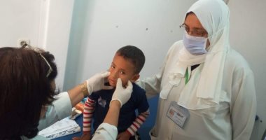 الكشف على 1243 مريض فى قافلة طبية مجانية بصحراوى البحيرة