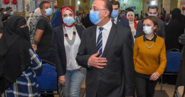 محافظ الإسكندرية يشهد حفل توزيع جهاز 110 عروس من غير القادرين 