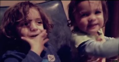 ماثيو ماكونهي يحتفل بعيد ميلاده الـ51 بمقطع فيديو نادر لأطفاله