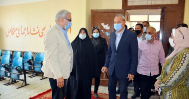 محافظ القليوبية يتابع اللجان الانتخابية بطوخ والقناطر الخيرية للتأكد من جاهزيتها