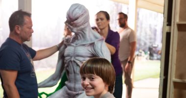 مسلسل Stranger Things يحتفل بأول يوم لظهور الأشياء الغريبة.. اعرف الحكاية
