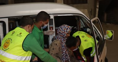 وزيرة التضامن توجه فريق "أطفال وكبار بلا مأوى " بمساعدة سيدة بالشرقية