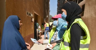 جامعة القاهرة تدرب أهالى عشش السودان على الحرف ضمن مبادرة "صنايعية مصر"