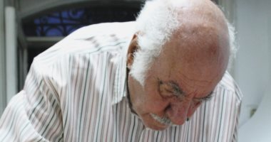 الفنون التشكيلية يحتفى بـ حسن الأعصر ويفتتح معرضه الاستيعادى.. اعرف موعده