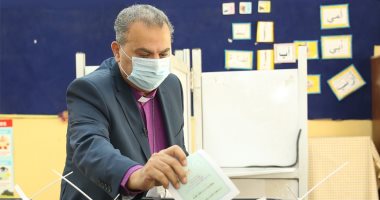 رئيس الطائفة الإنجيلية يدلى بصوته فى الانتخابات.. ويؤكد: ممارسة وطنية فى صناعة الديمقراطية.. فيديو