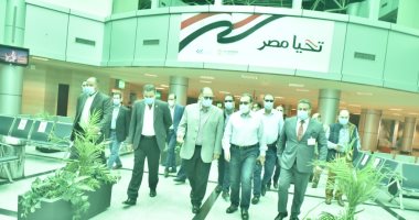 محافظ أسيوط يستقبل وزير البترول لتفقد مشروع مجمع التكسير الهيدروجينى..فيديو
