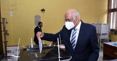 على عبد العال: الحكومة ليست ملزمة بالاستقالة مع انتخاب البرلمان الجديد