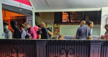 الناخبون يتحدون الأمطار وينتظرون أدوارهم للمشاركة فى الانتخابات