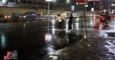 تعرف على تحذيرات المرور لمنع الحوادث الناتجة عن اﻷمطار بالطرق