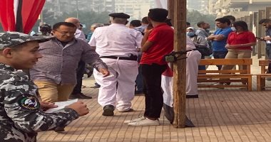 توافد كبار السن للمشاركة بانتخابات مجلس النواب بدائرة مدينة نصر.. صور 