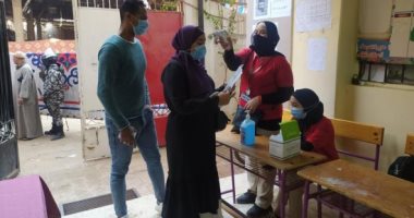 توافد المواطنين على التصويت في حلوان والقاهرة الجديدة.. فيديو