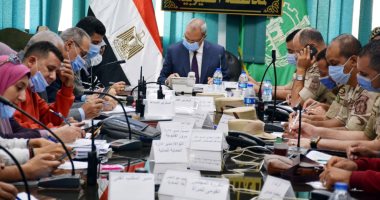 غرف العمليات بالمحافظات تواصل مهمتها فى خدمة الناخبين خلال انتخابات البرلمان.. المحافظون يتابعون العمل لرصد شكاوى اللجان المختلفة وتذليل كافة العقبات .. وانتظام فتح كافة اللجان بصورة طبيعية دون تأخير