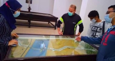 طلاب آثار المنصورة يزورن متاحف الرى بالقناطر الخيرية للتعرف على مقتنياته