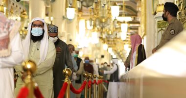 المسجد النبوي يستقبل الدفعة الأولى من معتمري الخارج(صور)